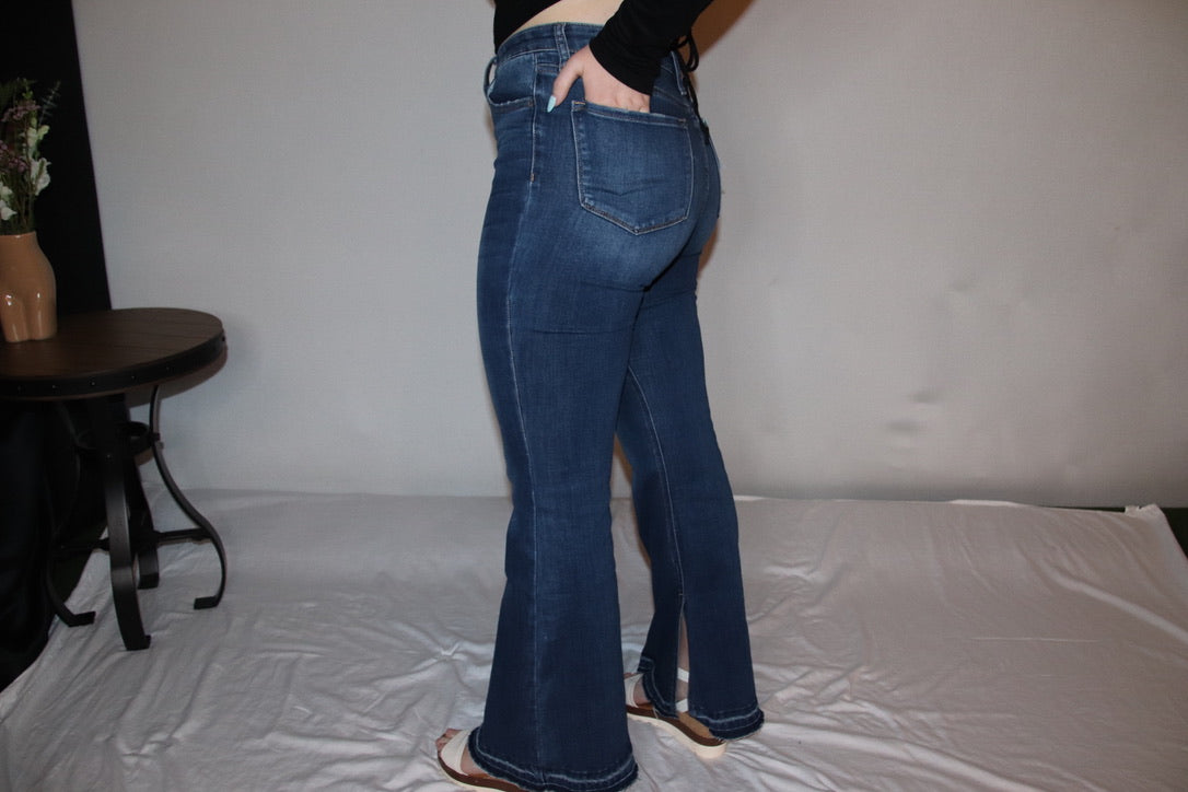 Charlotte Split Jeans - Recess Apparel LLC