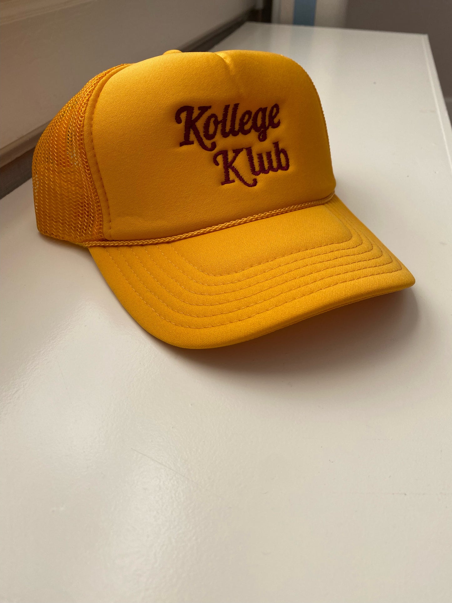Kollege Klub Trucker Hat